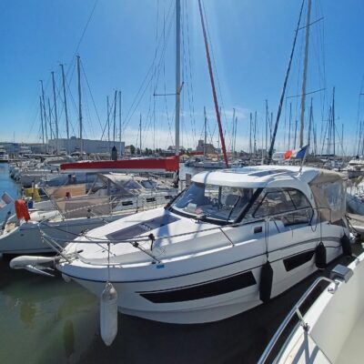 2021 Beneteau Antares 9 OB