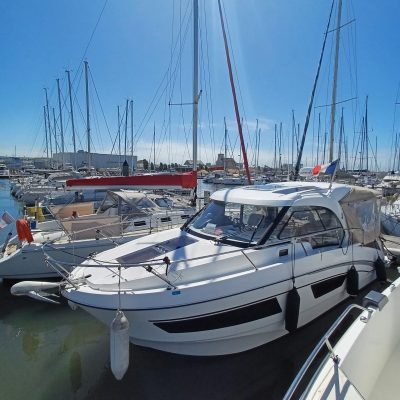 2021 Beneteau Antares 9 OB