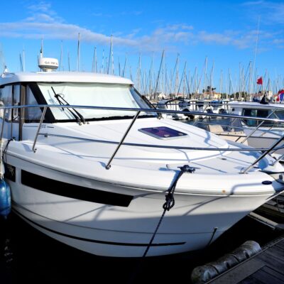 JEANNEAU- MERRY FISHER 855 - OCCASION - 2013